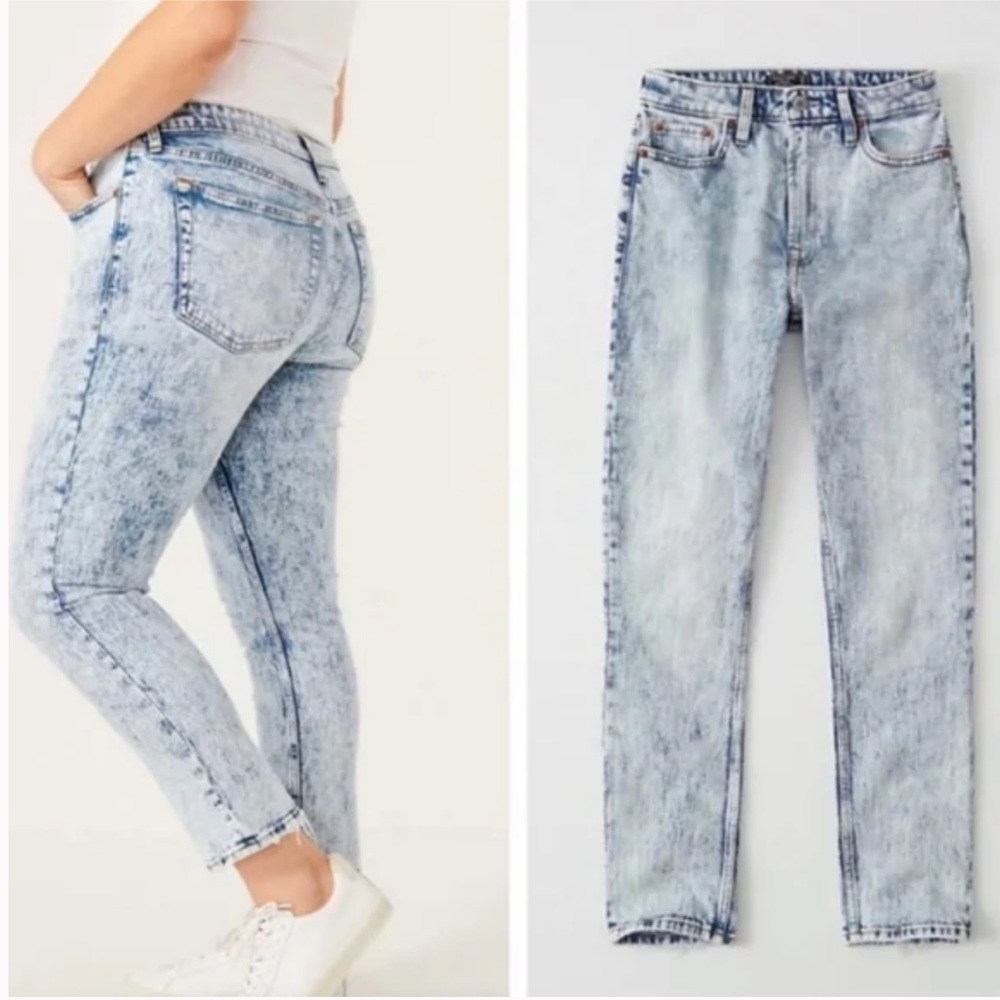 A&F - Simone High Rise Slim Jeans